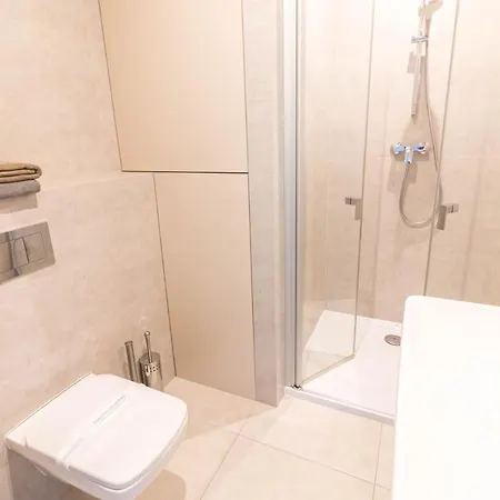 16 Widok Na Basen Ustronie Morskie